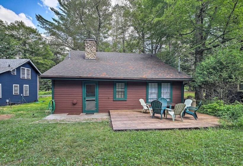 Saranac Lake Cabin W/ Beach Access