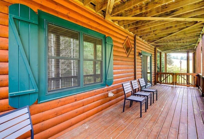 Gated Community W/ Perks: Cozy Sparta Cabin!