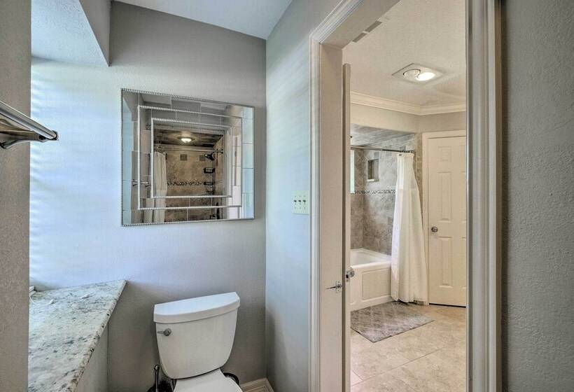 Spacious Houston Home, Day Trip To Galveston!