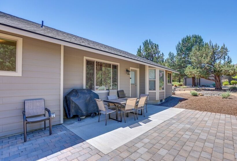 Welcoming Redmond Home W/ Grill, Near Trails!