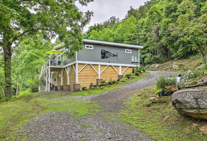 11 Mi To Wolf Ridge Ski Resort: Burnsville Escape