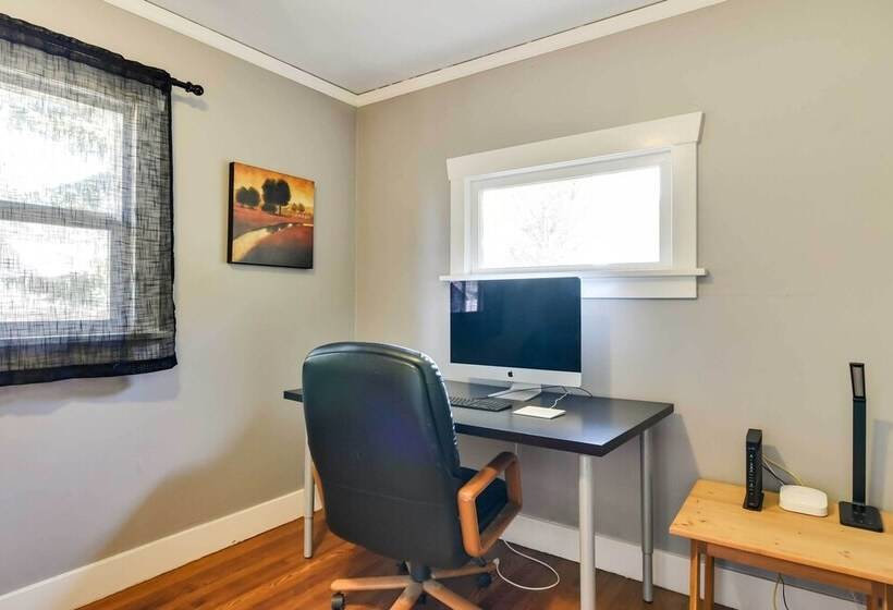 Charming Portland Home, Walk To Light Rail!