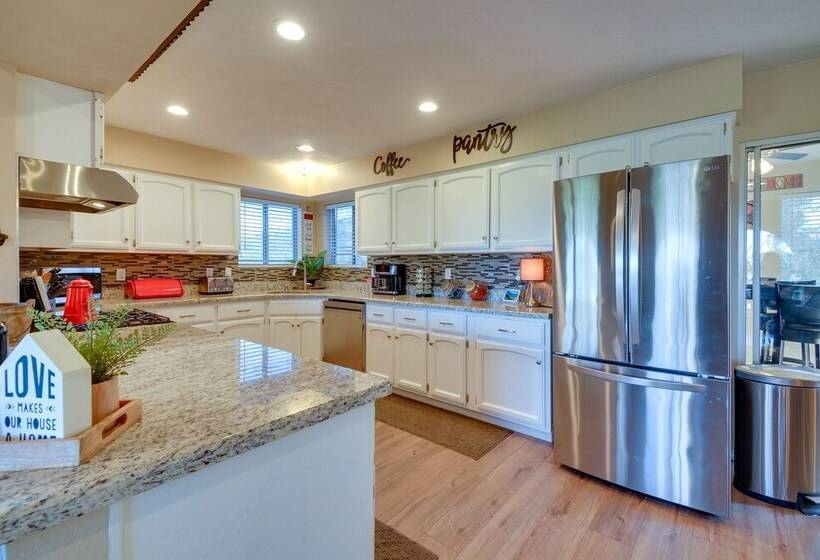 5 Mi To Dtwn Prescott: Home W/ Deck & Mtn Views