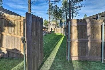Chic & Modern Flagstaff Home W/ Hot Tub + Fire Pit