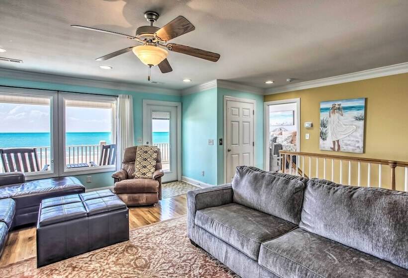 Coastal Retreat W/ Hot Tub: Steps To Beach!