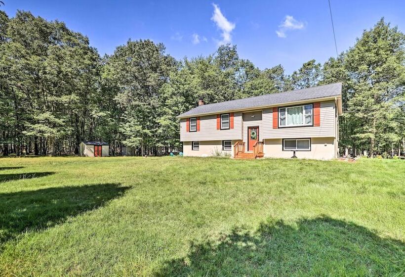Cozy Albrightsville Home W/ Game Room & Deck!