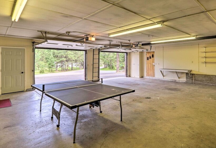 Columbia Falls Home: 14 Mi To Glacier Natl Park!