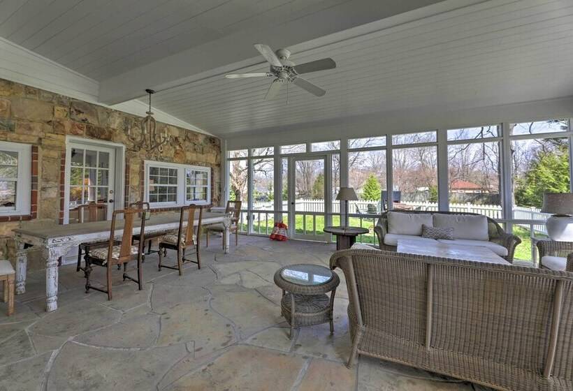 Enchanting Monteagle Retreat W/ Enclosed Patio!