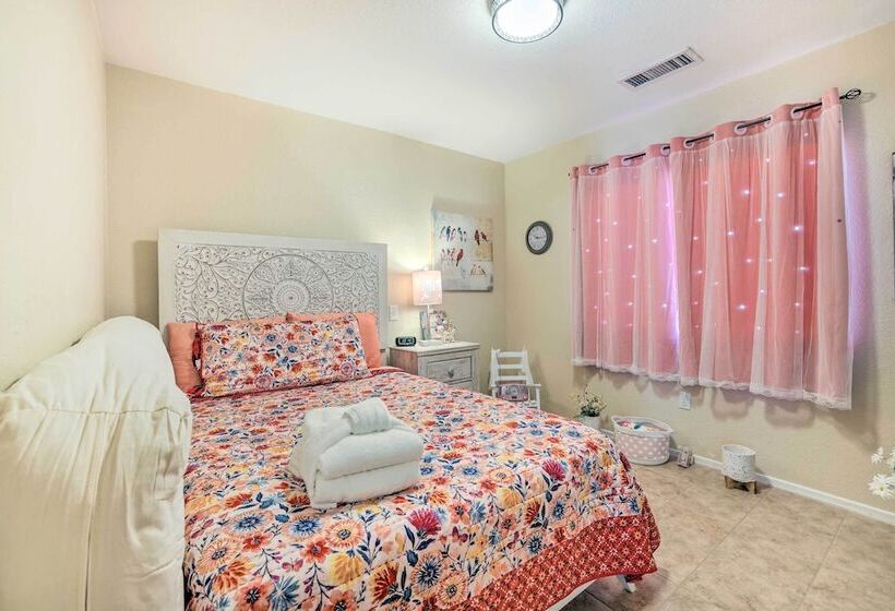 Goodyear Vacation Rental W/ Pool, Close To Hikes!