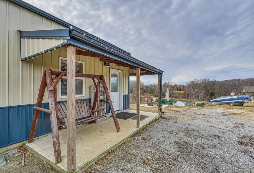 Grace Place  Clark House On Farm: Shared Hot Tub!