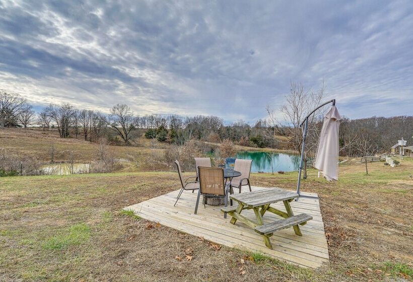 Grace Place  Clark House On Farm: Shared Hot Tub!