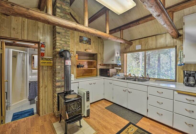 Grandpa S Cabin ~ 30 Miles To Yellowstone!