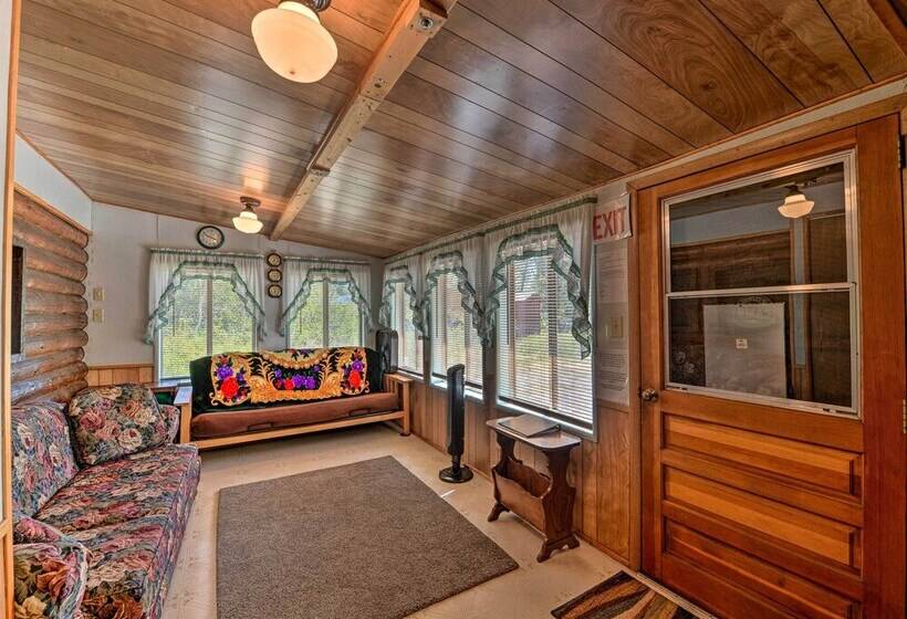 Grandpa S Cabin  ~ 30 Miles To Yellowstone!