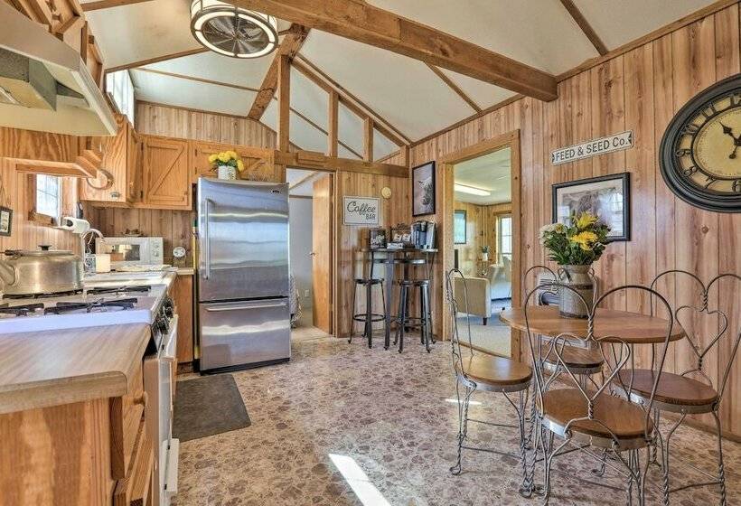 Highland Haven: Cabin On Working Cattle Farm!