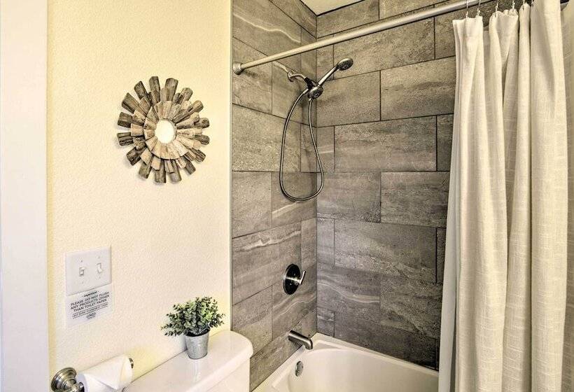 Ideally Located Chico Home   Fire Pit & Grill