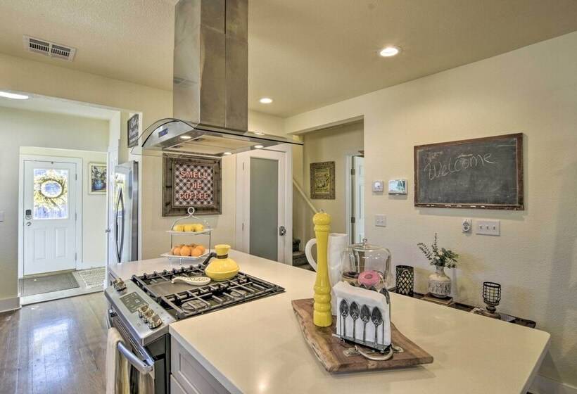 Ideally Located Chico Home   Fire Pit & Grill