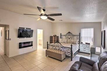 Beautiful Havasu Retreat W/ Hot Tub, Pet Friendly!
