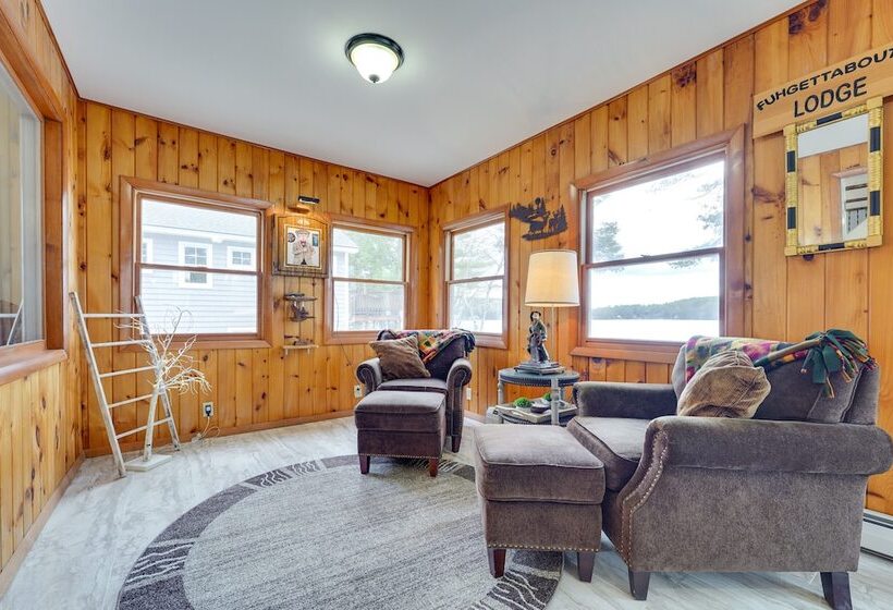 Lakefront Cabin W/ Panoramic Water View & Access