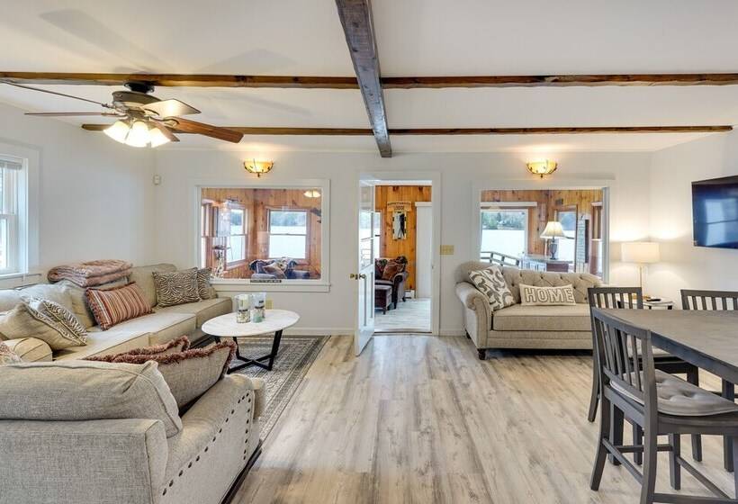 Lakefront Cabin W/ Panoramic Water View & Access