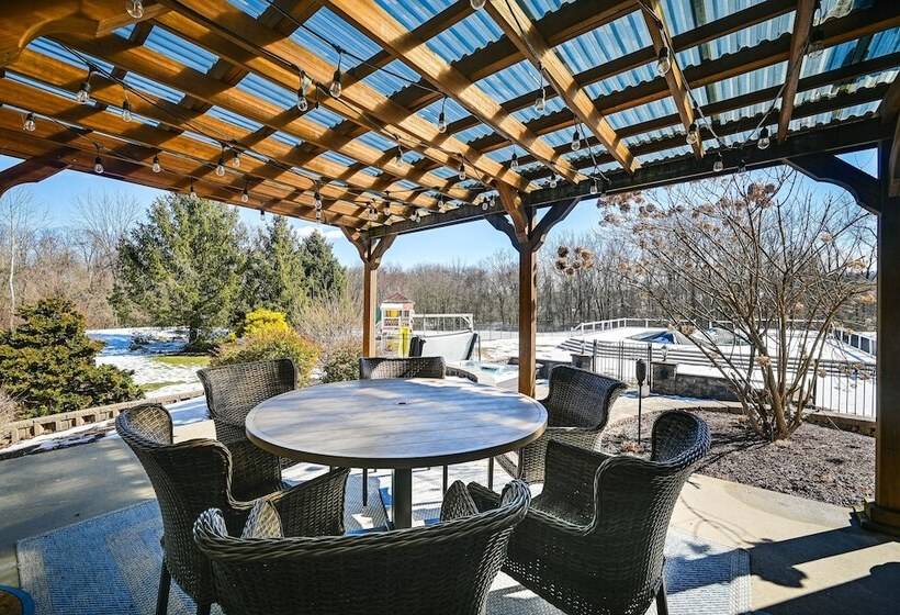 Spacious Hersey House W/ Pool, Fireplace & More!