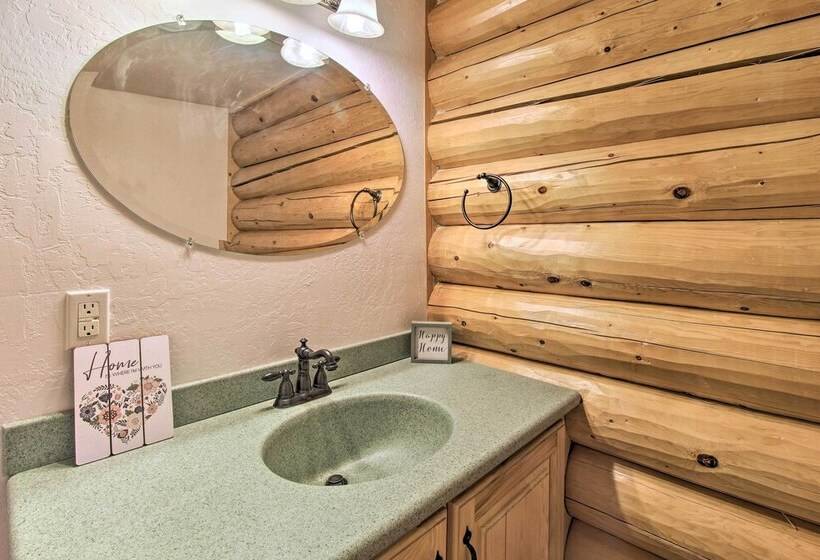 Luxe Show Low Home W/ Hot Tub, Game Room + Theater