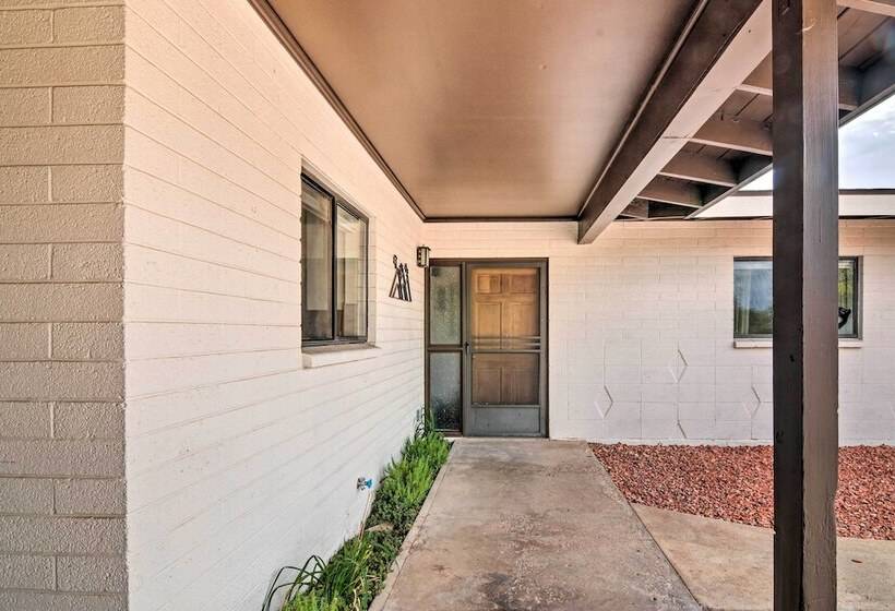 Mid Century Page Retreat W/ Lake Powell Views!