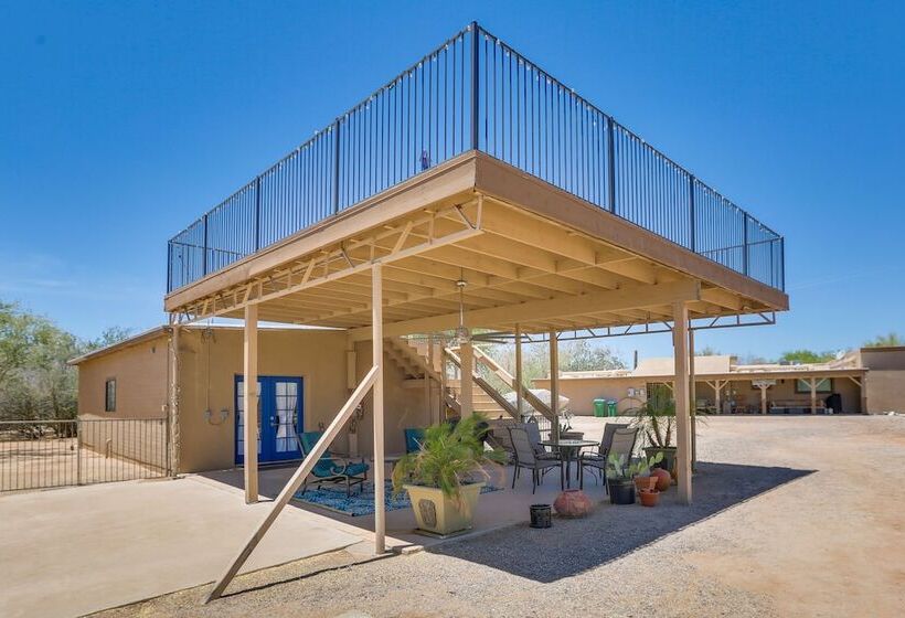 Oro Valley Retreat W/ Pool, Spa & Rooftop Views!