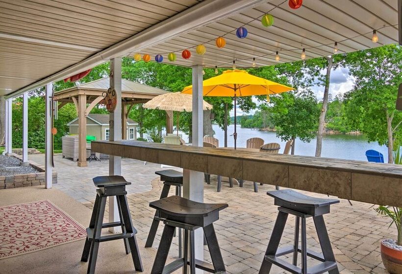 Paradise Lakehouse  In Hickory W/ Dock & Views!