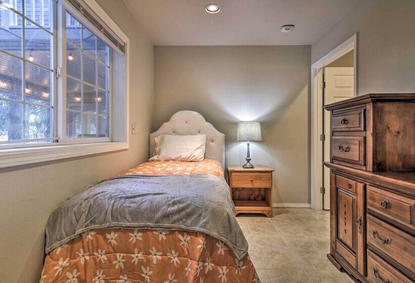 Pet Friendly La Center Home ~ 6 Mi To Casinos