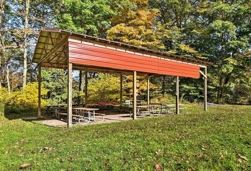 Parsons Semper Fi Cabin W/ Fire Pit!