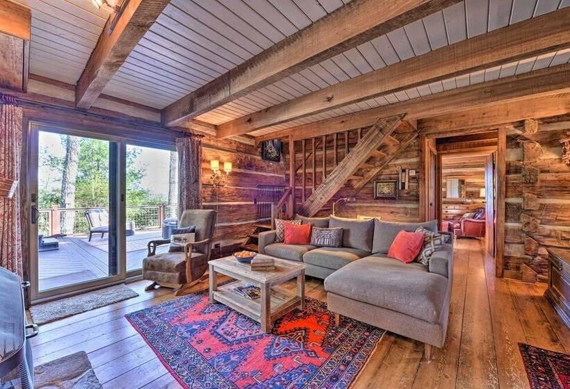 Cabin Near Boone W/ Hot Tub & Mountain Views