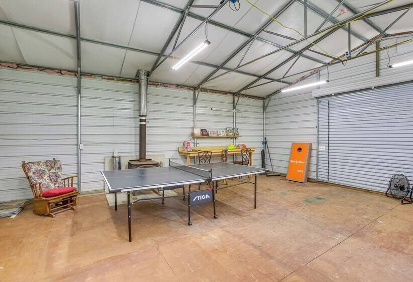 Rustic Dale Hollow Lake Cabin   Private Hot Tub!