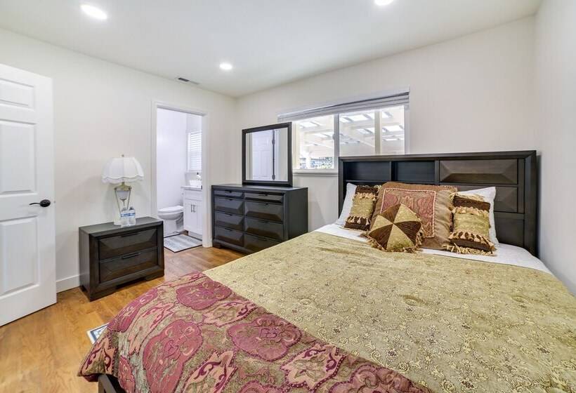 Salinas Home W/ Pool   Near Weathertech Raceway!