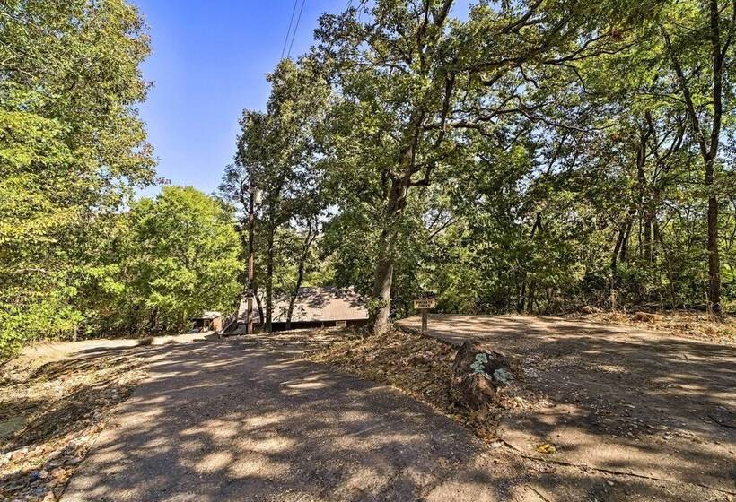 Secluded Vian Retreat Close To Tenkiller Lake