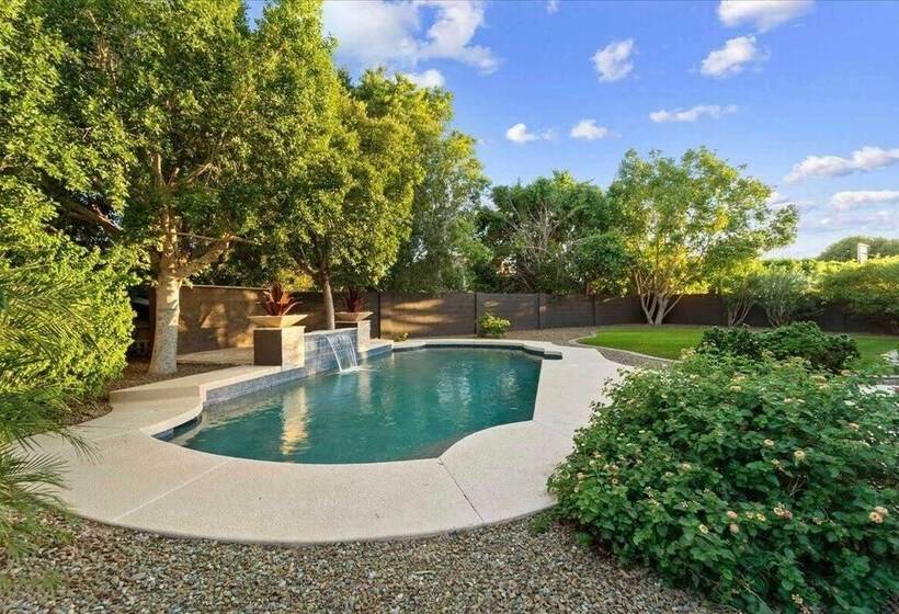 Spacious Scottsdale Home W/ Private Pool!
