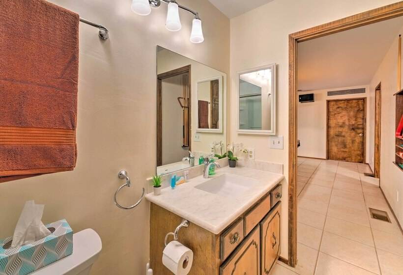 Bullhead City Home < 1/2 Mi To River & Boat Launch