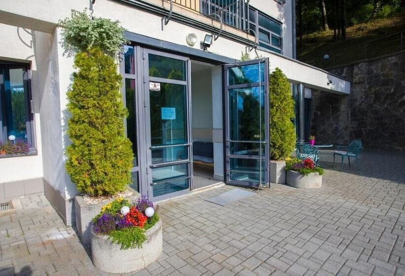 تختخواب و صبحانه Farys   świetna Lokalizacja, Sauna, Jacuzzi, Piękne Widoki Z Okien