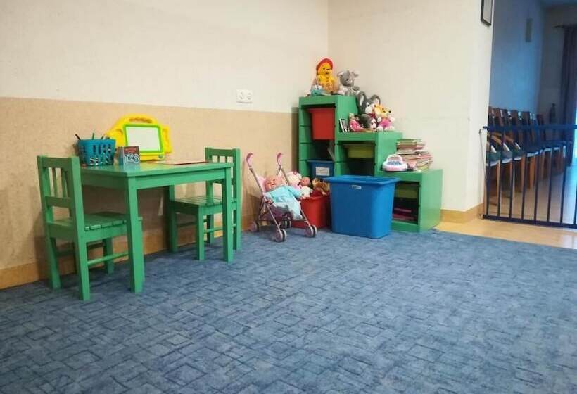 تختخواب و صبحانه Farys   świetna Lokalizacja, Sauna, Jacuzzi, Piękne Widoki Z Okien