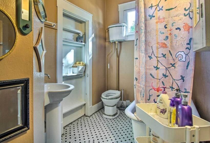 Bright Bisbee Cottage W/ Air Conditioning!