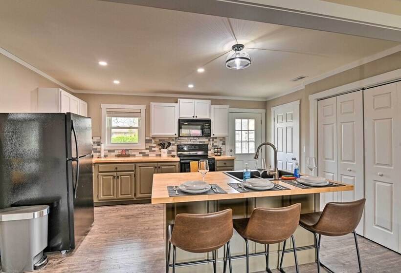 Cozy Murfreesboro Home W/ Furnished Patio!