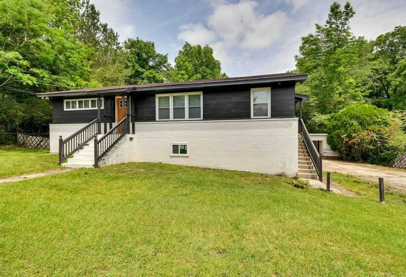 Delightful Tuskegee Home  Great For Families!