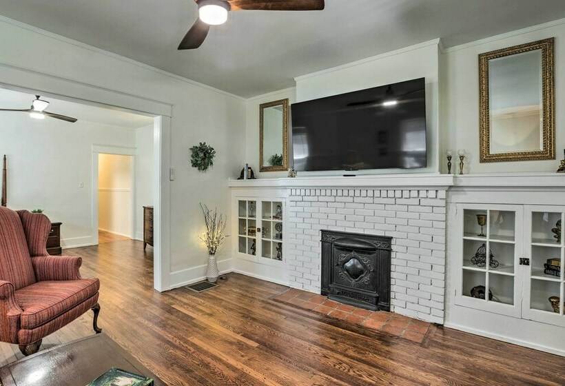 Dogfriendly Bungalow: 1 Block To Avondale Dining!