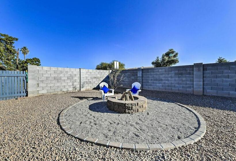 Downtown Gilbert Home: Fenced Yard, Fire Pit!