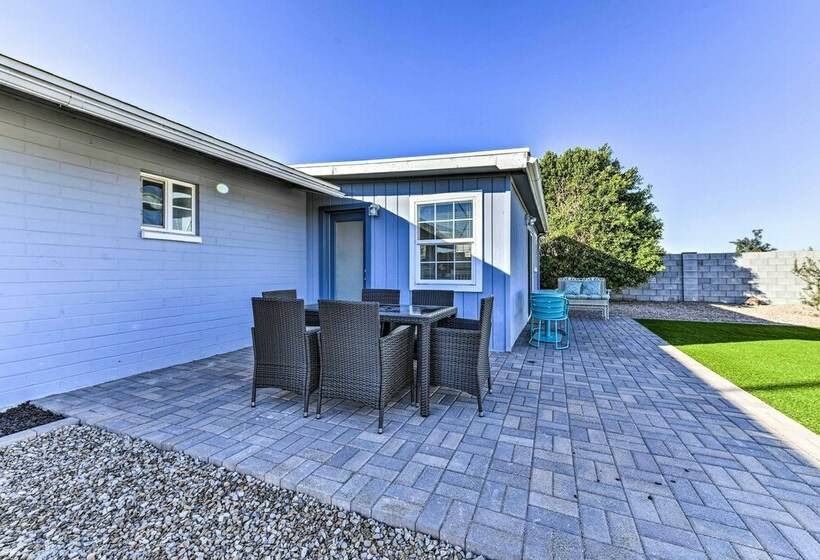 Downtown Gilbert Home: Fenced Yard, Fire Pit!