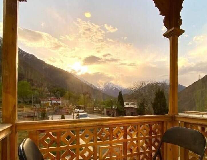 Dumani Nagar Hotel & Resort