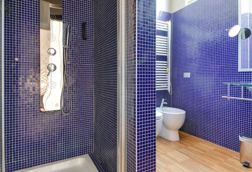 مسافرخانه Atmosfere Milano Marittima