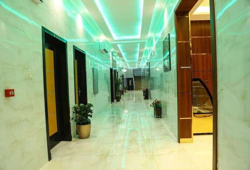 فندق Golden Rest