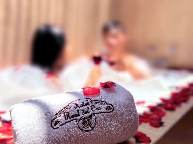 فندق Real Del Oro