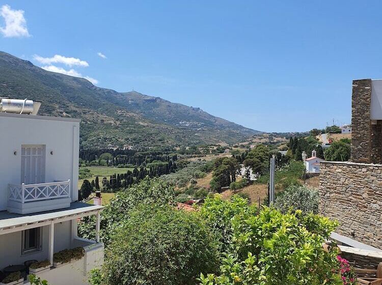 Karaoulanis Apartments