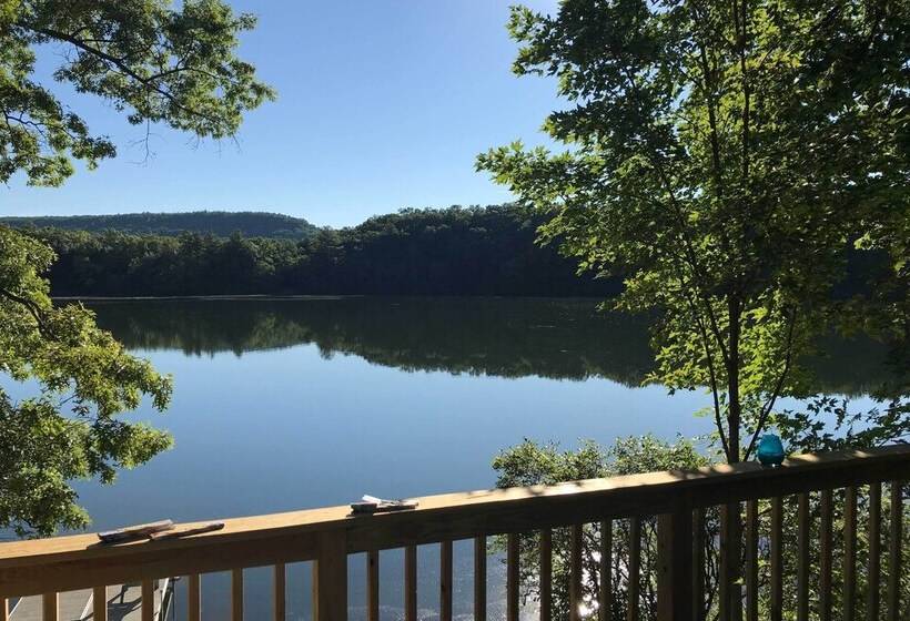 Lakefront Granby Escape W/ Private Dock & Kayaks!